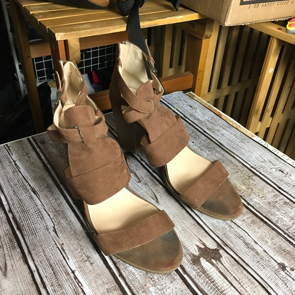 Roebuck & co. heels